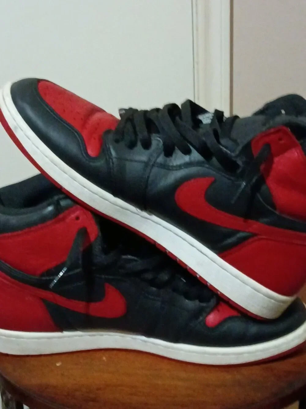 Nike Air Jordan 1 Retro High OG Bred Banned Pre-Owned Size 12 555088-001 USED